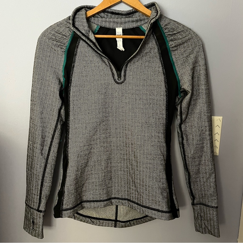 🦋American Eagle quarter zip🦋